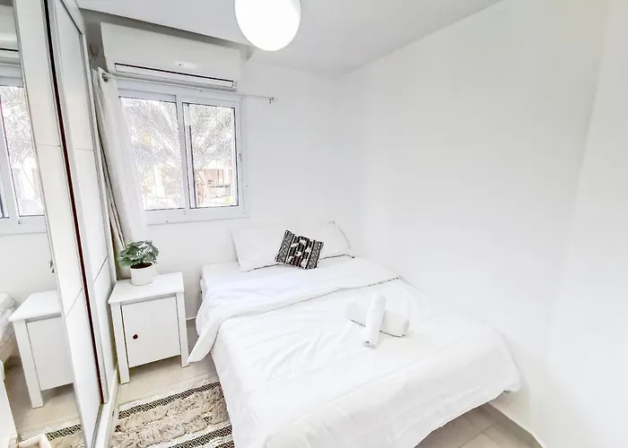 Great Location Fully Equipped