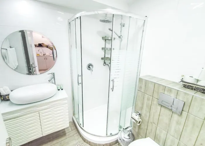 Great Location Fully Equipped